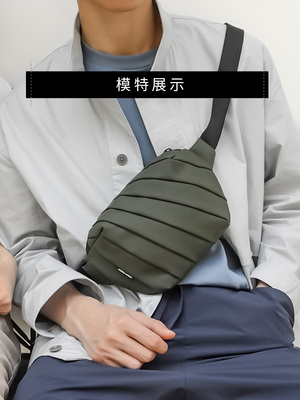 运动胸包腰包男女超火小挎包潮牌休闲男士新款斜挎包定制